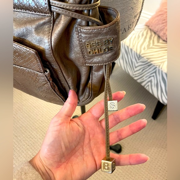 See by Chloe Bronze Crossbody - Picture 5 of 13